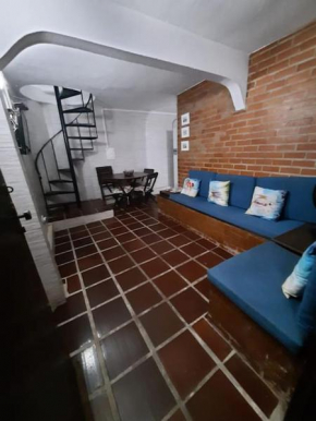 Casa simples, próxima à Praia dos Anjos